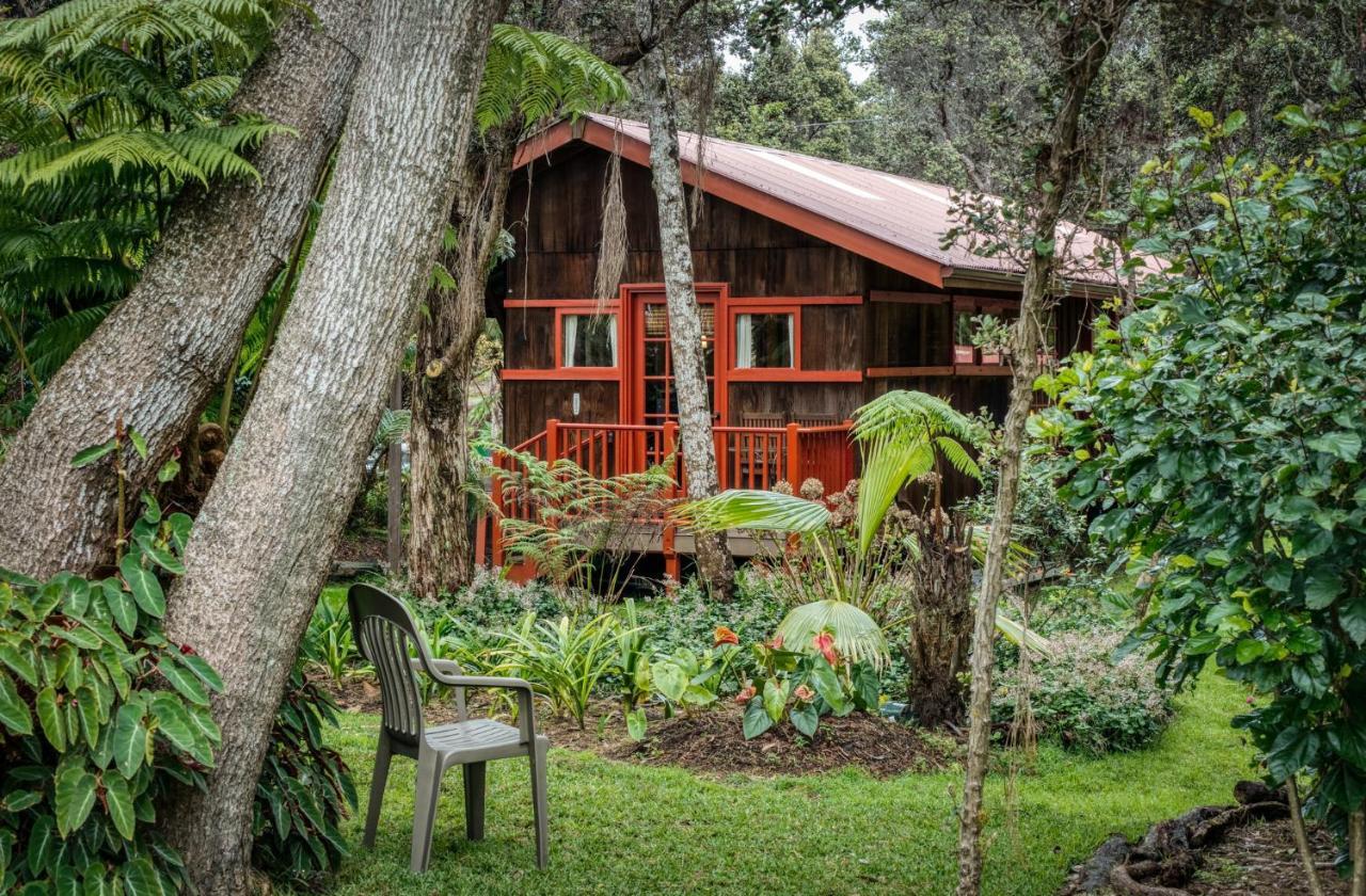 Crater Rim Cabin Hotel Volcano Exterior photo